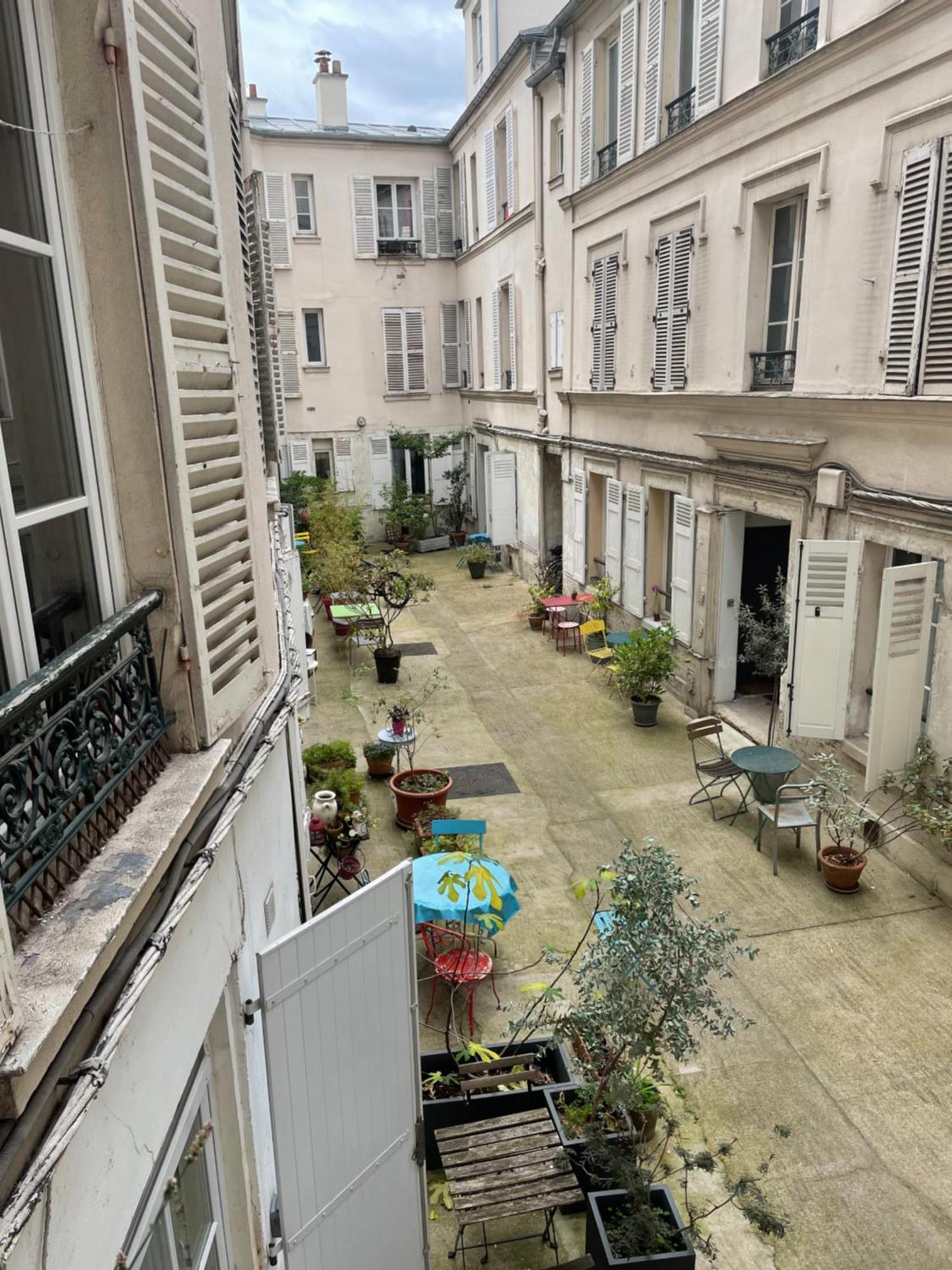 Au Bas De Montmartre ! Lägenhet Paris Exteriör bild